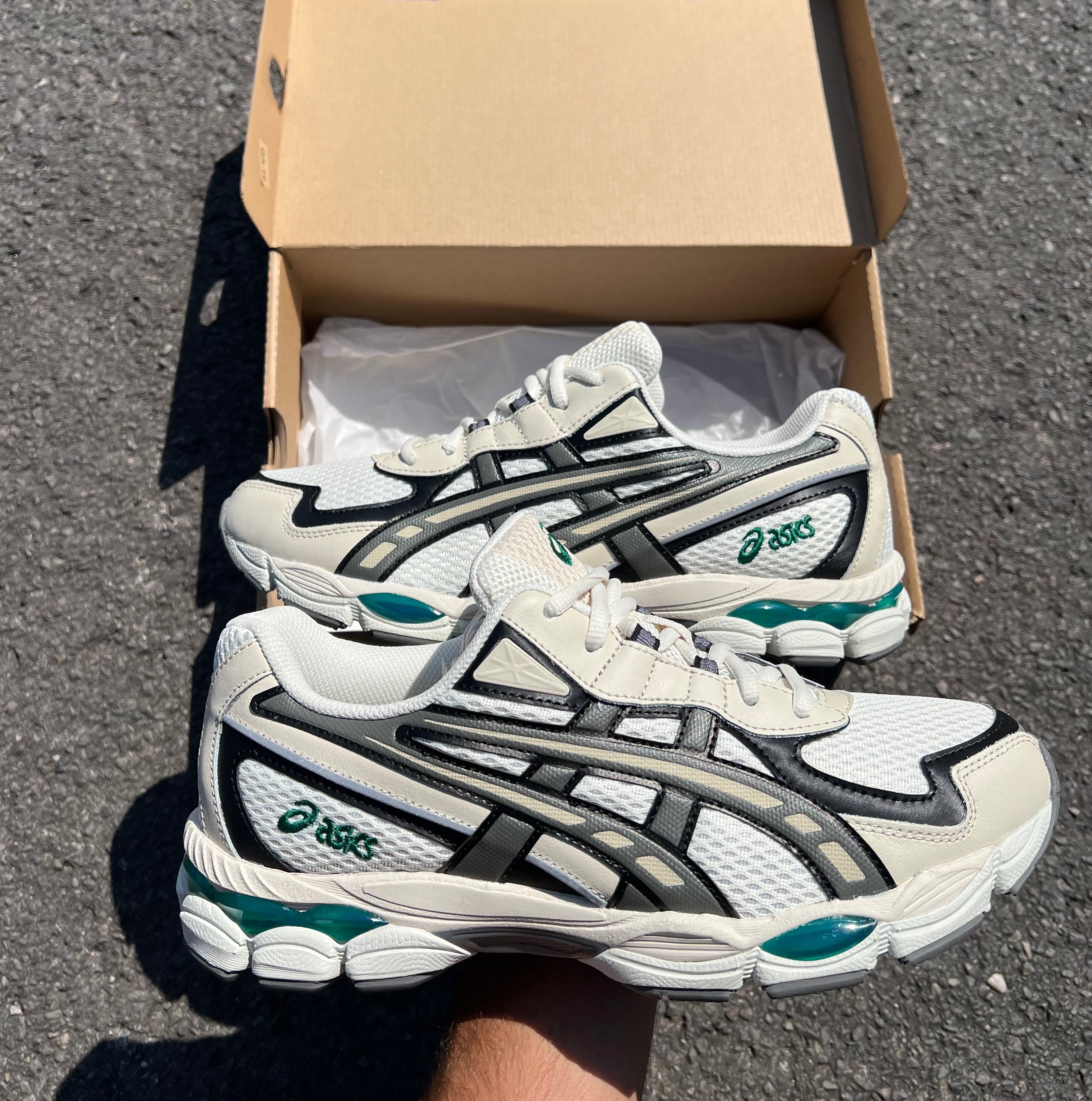 ASICS Gel-NYC 2055 Pale Oak Truffle Grey