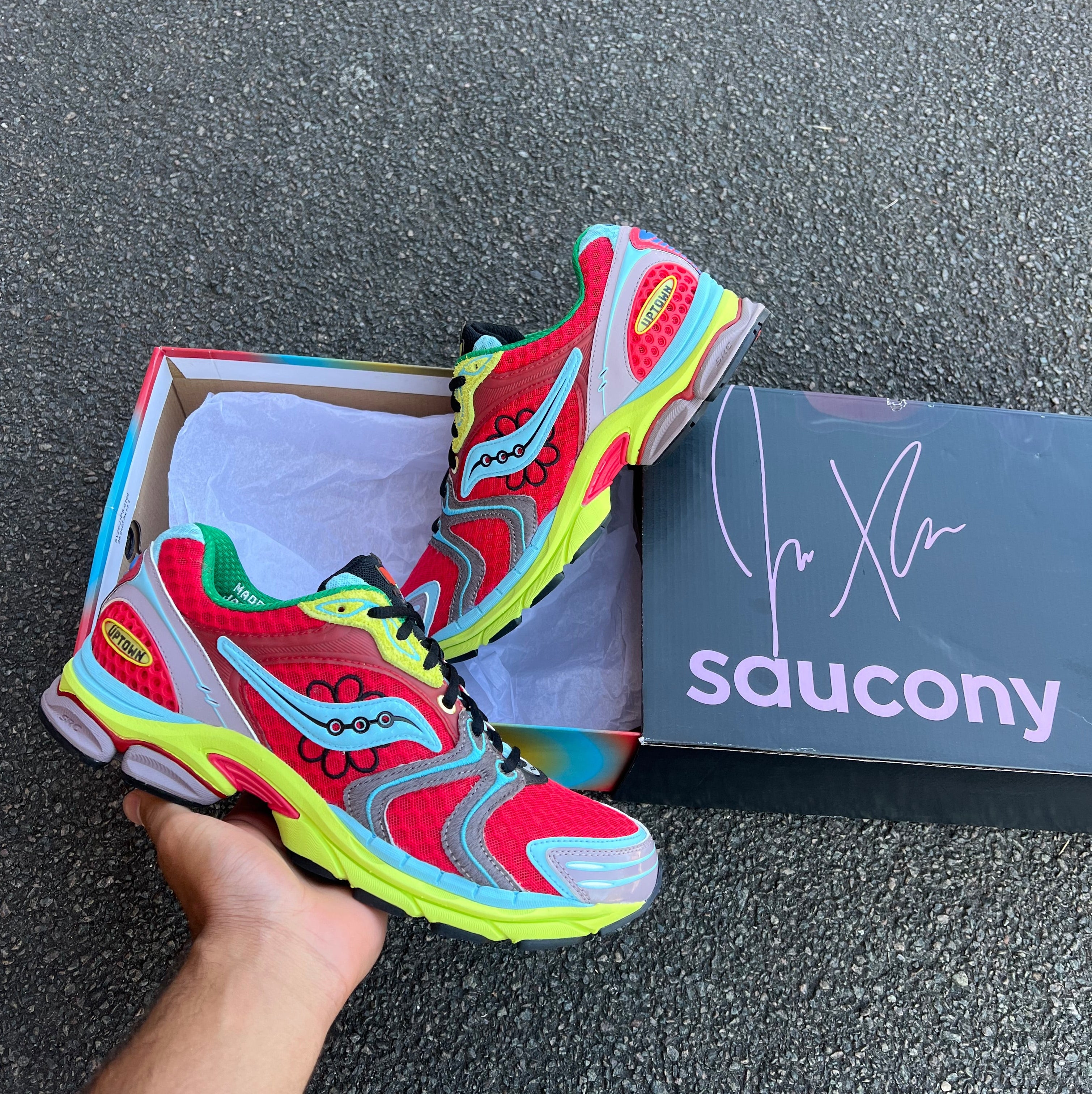 Saucony ProGrid Triumph 4 x Jae Tips Flowers Grow Uptown Poison Ivy