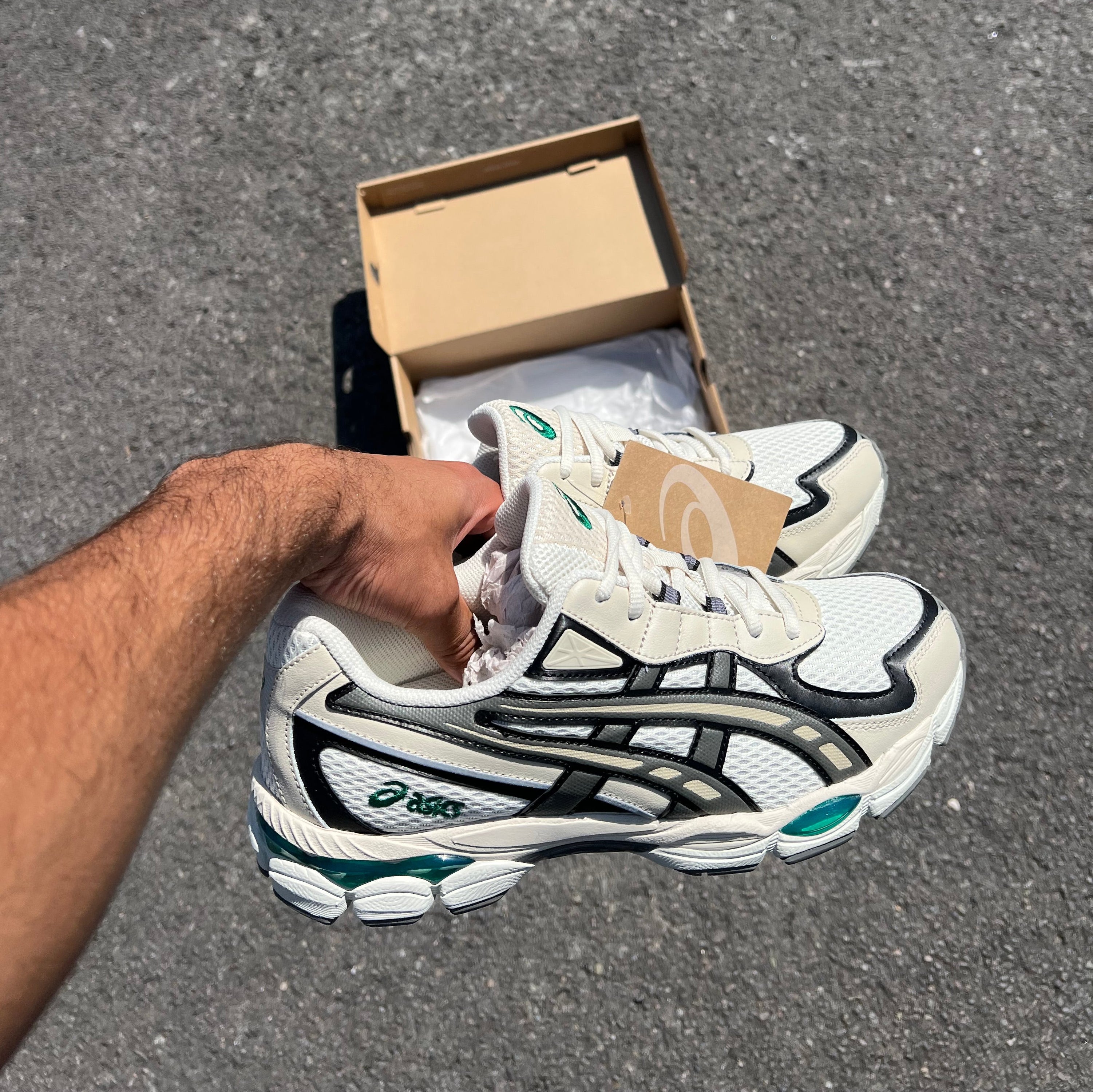 ASICS Gel-NYC 2055 Pale Oak Truffle Grey