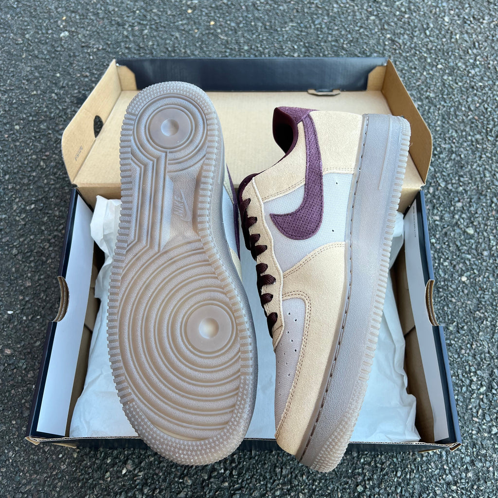 Nike Air Force 1 Low ‘07 Premium Linen Moon Particle Burgundy